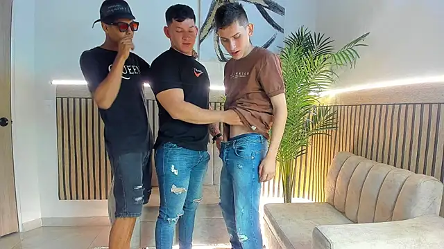 Justingsex1 online show from 11-12-25, 06:03