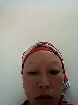 girl-hot2x online show from 11-18-25, 11:15