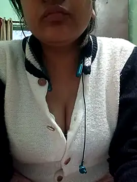 Snapshot of sweet_Dashaa chatting on 01-10-26, 02:24 sweet Dashaa online show from 01-10-26, 02:24