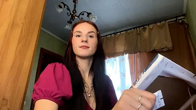 AliciaCapehart online show from 11-21-25, 09:08