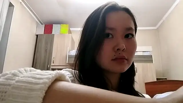 HuldaKye online show from 11-20-25, 12:27