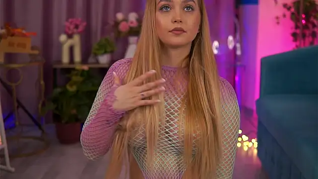 ElyssawetXX online show from 11-28-25, 07:27