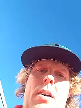 Snapshot of heathbar33 chatting on 11-12-25, 03:12 heathbar33 online show from 11-12-25, 03:12