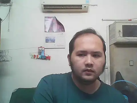 Snapshot of linhlinhthan chatting on 11-16-25, 03:28 linhlinhthan online show from 11-16-25, 03:28