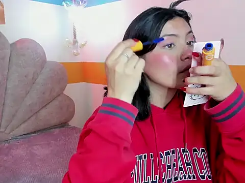 Brandy collinss online show from 12-04-25, 12:03