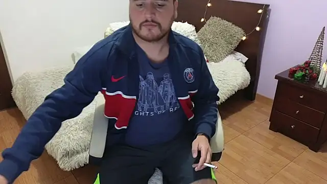 Snapshot of LiamConan chatting on 11-20-25, 01:39 LiamConan online show from 11-20-25, 01:39