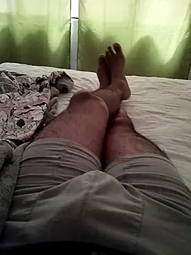 Snapshot of Chris____Col chatting on 11-25-25, 04:51 Chris Col online show from 11-25-25, 04:51