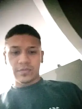 Snapshot of Chris____Col chatting on 11-28-25, 12:57 Chris Col online show from 11-28-25, 12:57