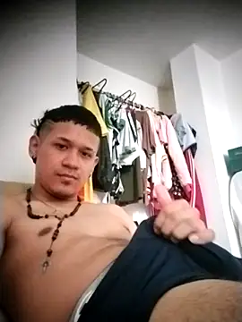 Snapshot of Chris____Col chatting on 11-30-25, 05:50 Chris Col online show from 11-30-25, 05:50