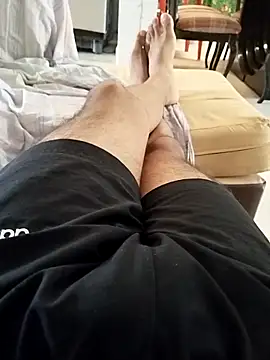 Snapshot of Chris____Col chatting on 12-15-25, 02:32 Chris Col online show from 12-15-25, 02:32