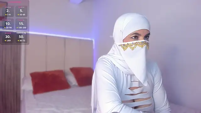 Hannaa Dolly online show from 12-02-25, 02:39