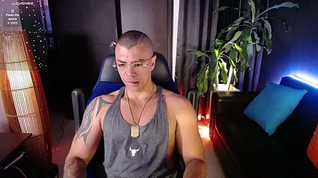 Snapshot of Zed_ferrer chatting on 01-18-26, 11:03 Zed ferrer online show from 01-18-26, 11:03