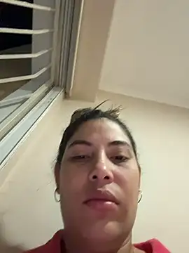 Snapshot of Anna_Bitch_Disgusting chatting on 12-02-25, 03:12 Anna Bitch Disgusting online show from 12-02-25, 03:12