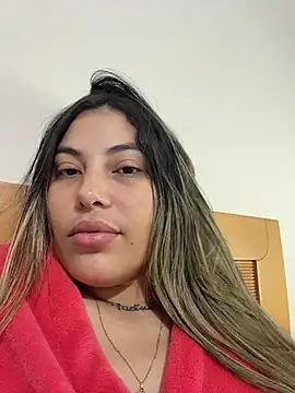 Snapshot of Anna_Bitch_Disgusting chatting on 12-13-25, 10:59 Anna Bitch Disgusting online show from 12-13-25, 10:59