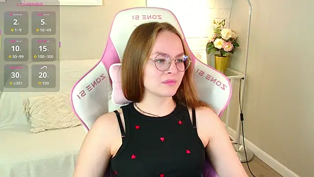 MadisonSmitt online show from 11-20-25, 05:07