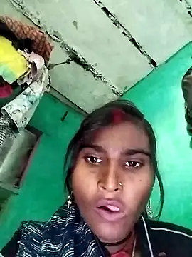 Big Lovexx online show from 12-18-25, 09:15