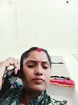 Pushpa hotty online show from 06-25-26, 04:01