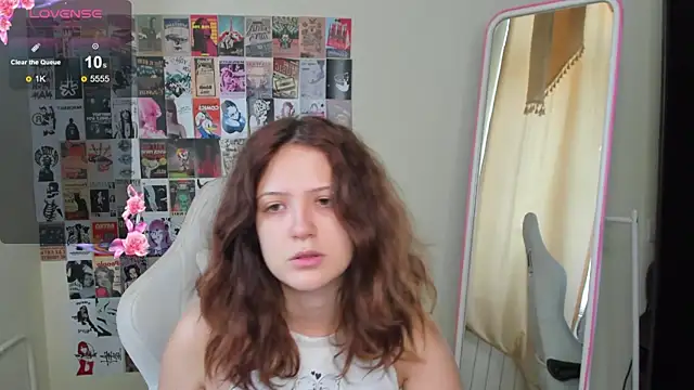 Anora Miller online show from 11-29-25, 08:06