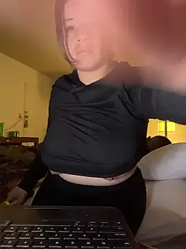 Snapshot of ymfg69 chatting on 01-08-26, 09:22 ymfg69 online show from 01-08-26, 09:22