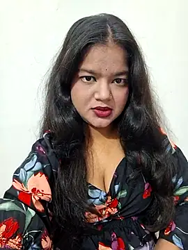 Snapshot of DIMPLE-GIRL88 chatting on 11-24-25, 05:18 DIMPLE-GIRL88 online show from 11-24-25, 05:18