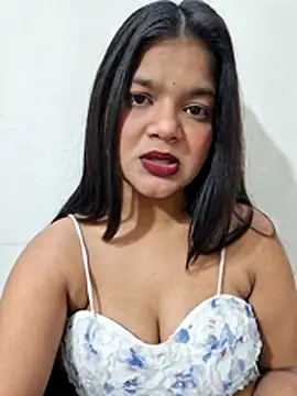 Snapshot of DIMPLE-GIRL88 chatting on 01-13-26, 01:11 DIMPLE-GIRL88 online show from 01-13-26, 01:11