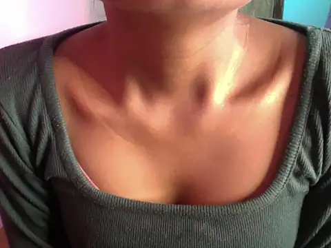 Riyya 00 online show from 11-18-25, 06:07