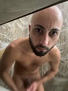 Snapshot of danilo_sngr chatting on 11-15-25, 07:43 danilo sngr online show from 11-15-25, 07:43