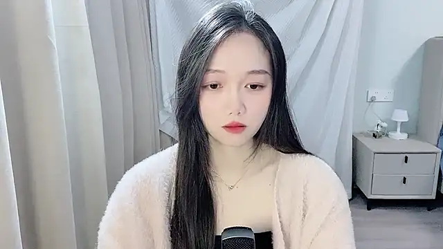 BoiI2u online show from 12-17-25, 03:18