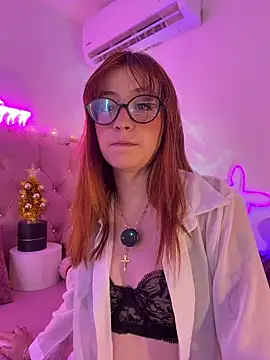 Snapshot of Teenjenn_ chatting on 12-01-25, 11:54 Teenjenn online show from 12-01-25, 11:54