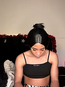 Snapshot of Weendolyn_ chatting on 12-05-25, 03:59 Weendolyn online show from 12-05-25, 03:59