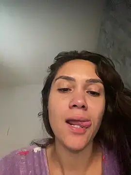 carolsapequinha online show from 06-06-26, 01:05