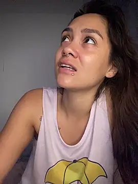 carolsapequinha online show from 06-15-26, 11:01