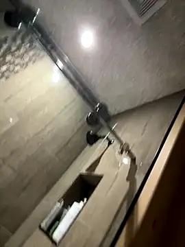 mikeyy003 online show from 11-12-25, 05:24