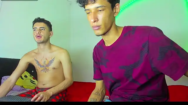 kaiborman00 online show from 12-15-25, 03:11