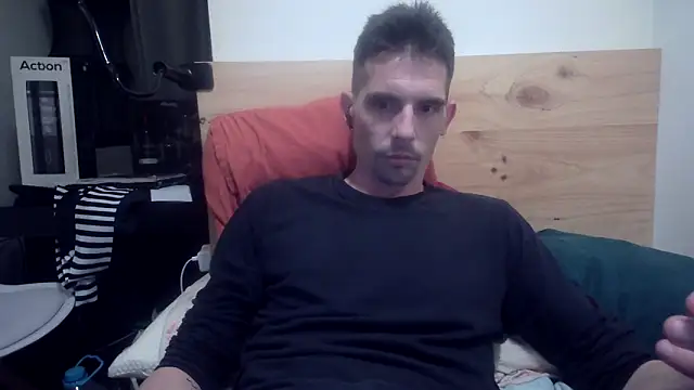 Snapshot of soijose69 chatting on 12-16-25, 06:51 soijose69 online show from 12-16-25, 06:51