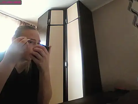 JenniDeep online show from 01-14-26, 06:19