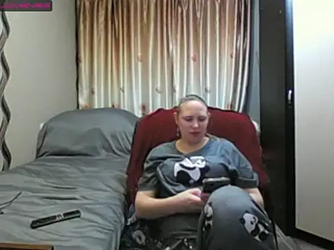 JenniDeep online show from 02-15-26, 03:09