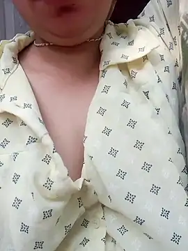 isha sharma2002 online show from 11-19-25, 04:12