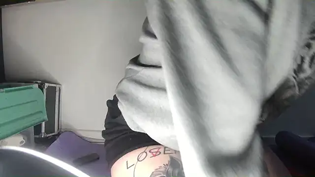 secretcouple 00 online show from 01-13-26, 09:09