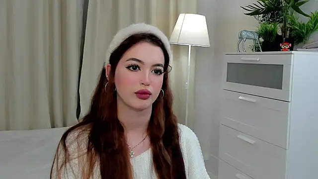 Snapshot of OlaGrayer chatting on 11-17-25, 03:51 OlaGrayer online show from 11-17-25, 03:51