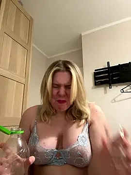 Nallinee online show from 01-16-26, 07:51