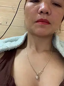 Diana-sexyy online show from 12-17-25, 05:02