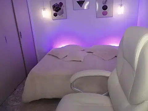 selene rouse  online show from 12-02-25, 10:27