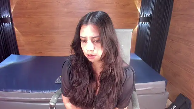 Karoll Heart online show from 11-18-25, 07:07