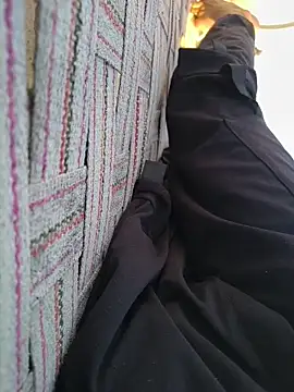 Ritik143jhil online show from 12-20-25, 11:17