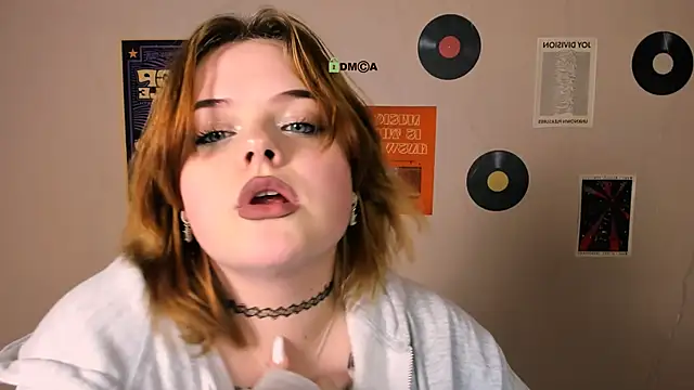 lika pop online show from 11-17-25, 07:19