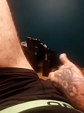 Snapshot of Baianoi chatting on 11-15-25, 12:19 Baianoi online show from 11-15-25, 12:19