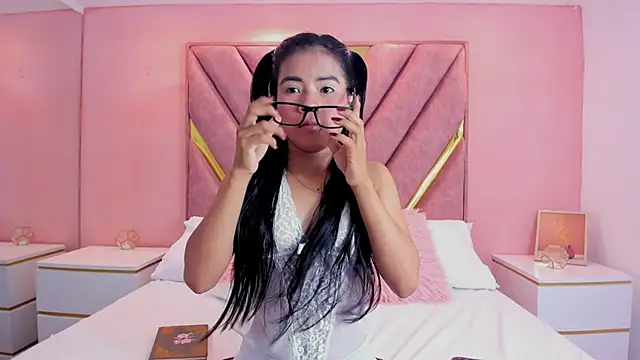 roxyflame  online show from 11-21-25, 11:42