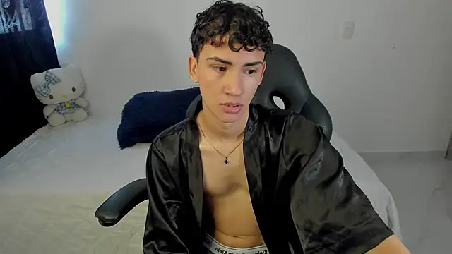 Camiboy666 online show from 11-16-25, 06:24