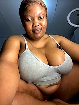 Busty-Sweetheart online show from 11-26-25, 09:49